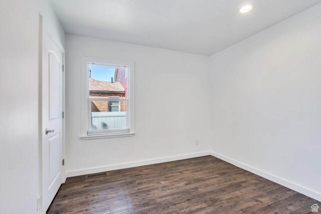 1001 S 400 E, Orem, UT 84097 - unfurnished room with visible vents, baseboards, recessed lighting, and dark wood-type flooring