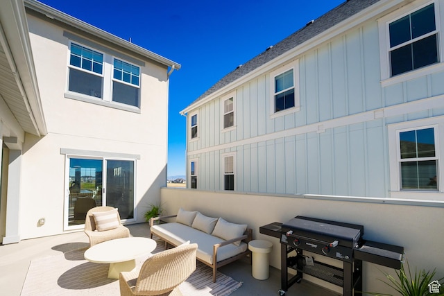 view of patio with an outdoor hangout area
