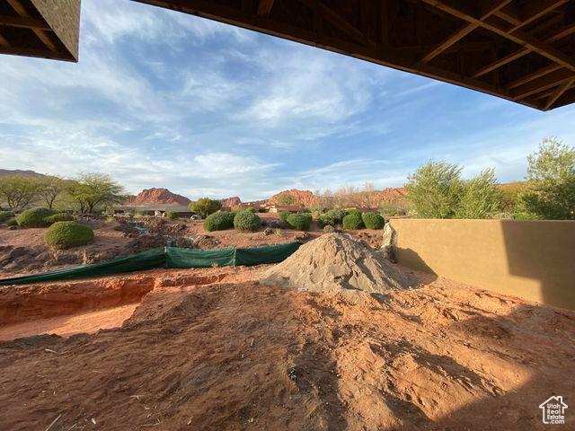 1500 E Split Rock Dr Unit 65, Ivins, UT 84738 - view of yard with a mountain view