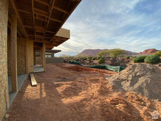 1500 E Split Rock Dr Unit 65, Ivins, UT 84738 - view of yard featuring a mountain view