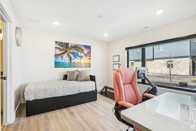 1152 Gambel Oak Way, Park City, UT 84098 - bedroom featuring recessed lighting, wood finished floors, visible vents, and baseboards