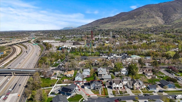 364 W Clark Cir, Farmington, UT 84025 - view of property location featuring a main thoroughfare, a mountain backdrop, and nearby suburban area