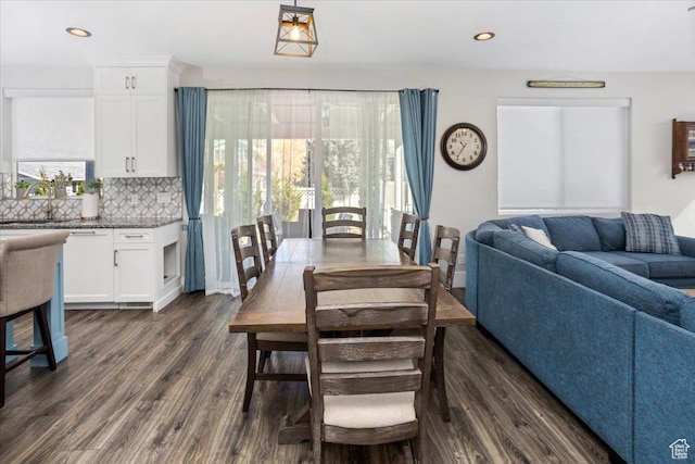 364 W Clark Cir, Farmington, UT 84025 - dining area featuring dark wood finished floors, plenty of natural light, and recessed lighting