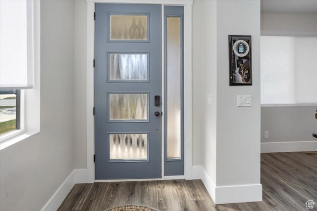 364 W Clark Cir, Farmington, UT 84025 - foyer entrance featuring wood finished floors and baseboards