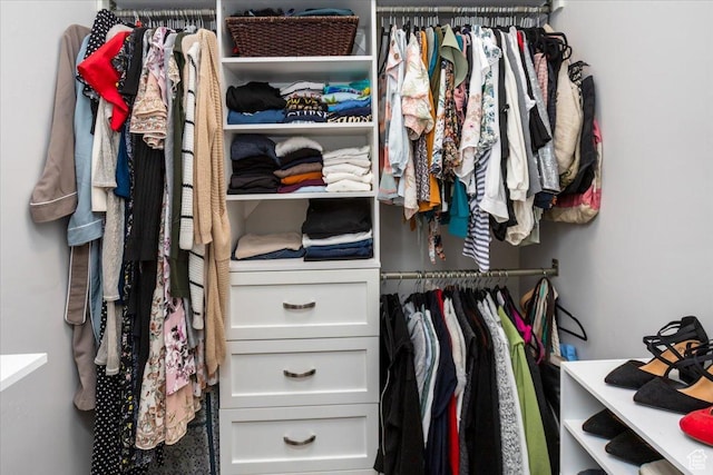 364 W Clark Cir, Farmington, UT 84025 - view of closet