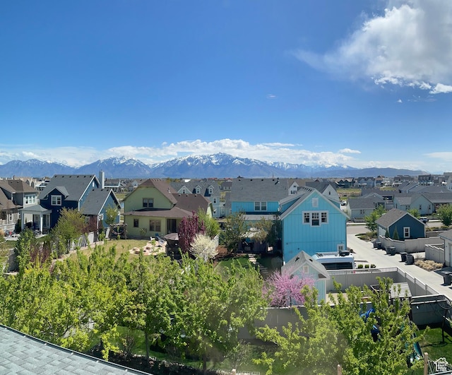 mountain view featuring a residential view