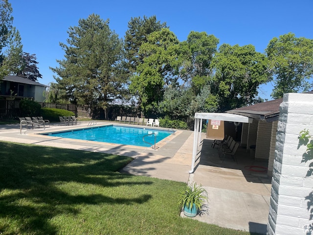 156 E 4635 N, Provo, UT 84604 - community pool featuring a patio area