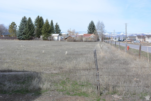 595 N 6th St, Montpelier, ID 83254 - exterior space featuring fence