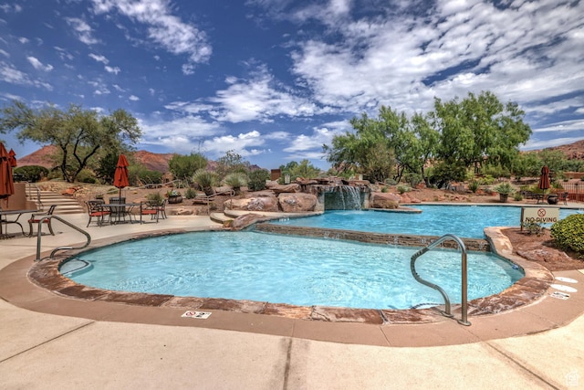 2410 W Entrada Trl Unit 15, St George, UT 84770 - pool featuring a patio