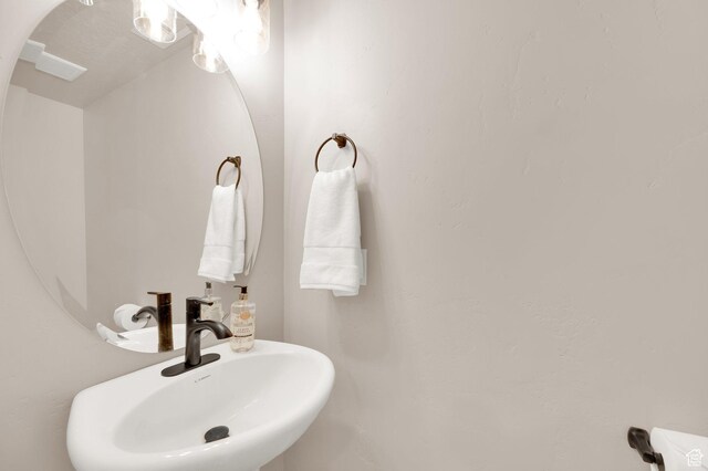 227 N 250 E, Salem, UT 84653 - bathroom featuring a sink
