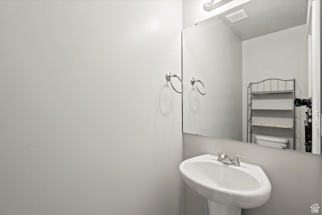 286 S Bing Cherry Way, Layton, UT 84040 - bathroom with a sink
