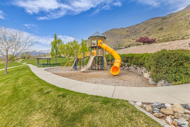 9470 N Canyon Heights Dr, Cedar Hills, UT 84062 - community playground with a lawn, a gazebo, and a mountain view