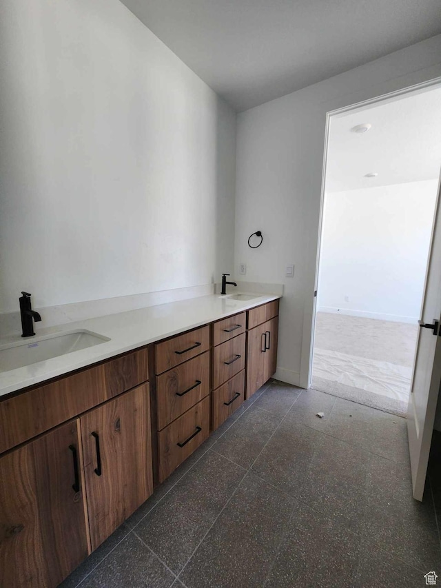 4197 N Maple Hollow Dr Unit 120, Lehi, UT 84043 - full bath featuring double vanity and baseboards