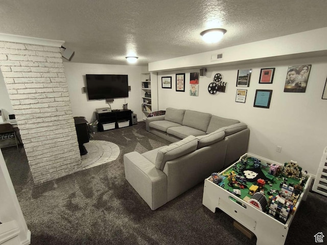 410 E 500 N, Ephraim, UT 84627 - carpeted living room with baseboards, visible vents, and a textured ceiling