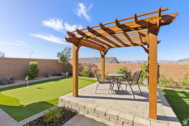 315 W Camino Borde, Washington, UT 84780 - view of patio / terrace featuring a fenced backyard, a pergola, and outdoor dining space