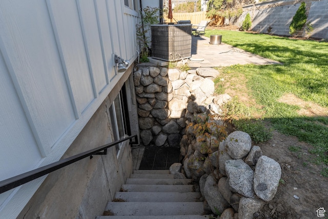 2548 E Cobblestone Way, Sandy, UT 84093 - view of stairs