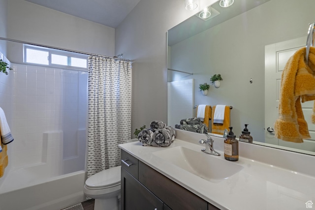 658 N Sage Crest Dr, Washington, UT 84780 - full bath featuring toilet, shower / bathtub combination with curtain, and vanity