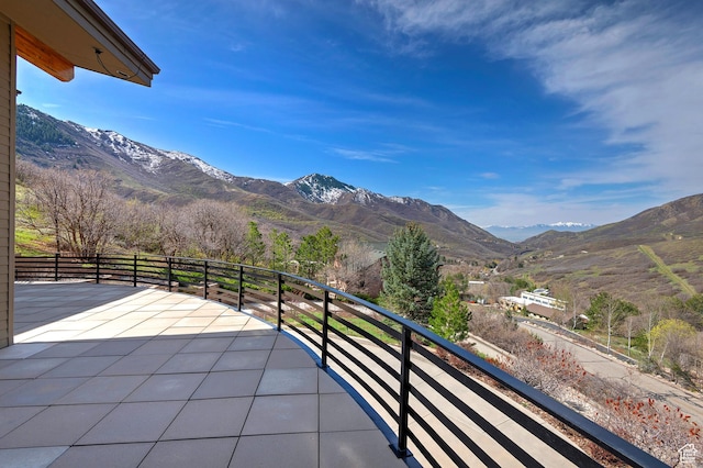152 N Silver Oak Rd, Salt Lake City, UT 84108 - view of mountain feature