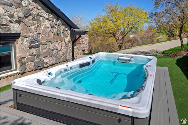 11274 S Eagle View Dr, Sandy, UT 84092 - view of pool with a hot tub
