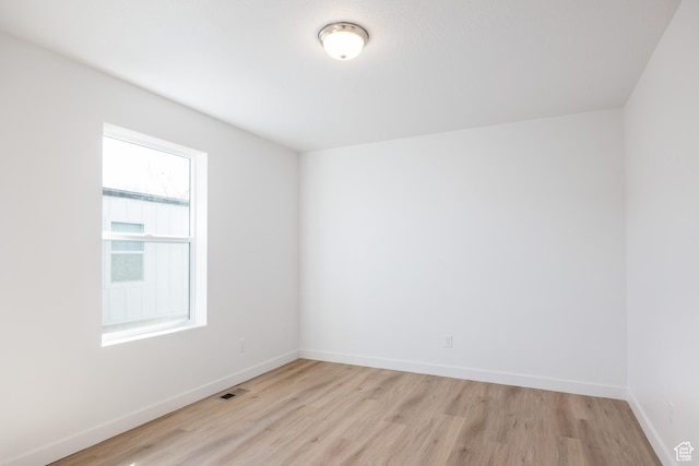 4479 S 500 E Unit 65, Millcreek, UT 84107 - unfurnished room with visible vents, baseboards, and light wood-type flooring
