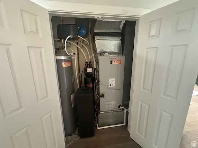 560 E S Temple St S Unit 302, Salt Lake City, UT 84102 - utilities featuring electric water heater