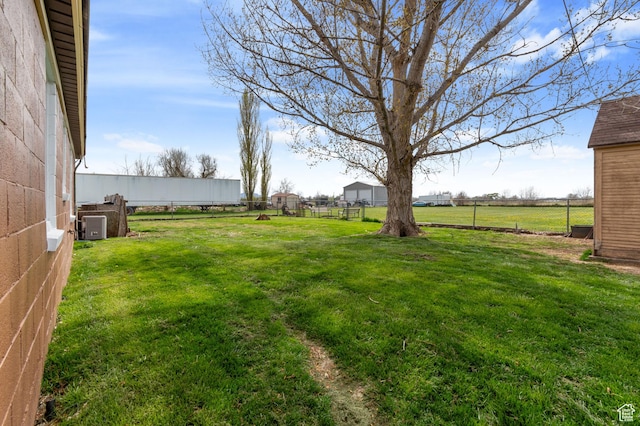 view of yard with fence