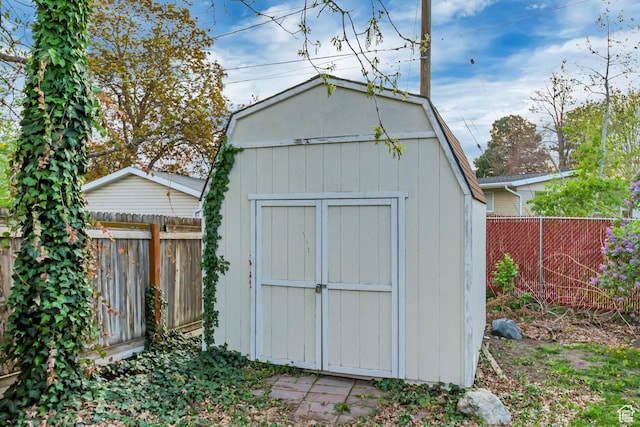 6796 S Nye Dr, Cottonwood Heights, UT 84121 - view of shed with a fenced backyard