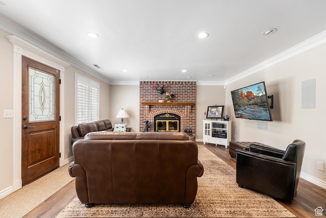 773 Northridge Ct, Farmington, UT 84025 - living room with crown molding, baseboards, recessed lighting, a fireplace, and wood finished floors