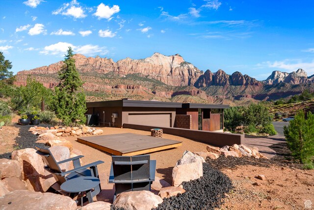 112 Canyon Cv, Springdale, UT 84767 - view of front facade with a mountain view