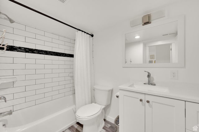 1131 S Red Cliff Dr, Santaquin, UT 84655 - bathroom featuring visible vents, vanity, baseboards, toilet, and shower / tub combo with curtain