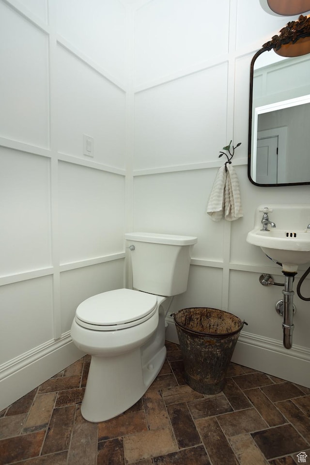 815 S Annabella Rd, Richfield, UT 84701 - half bath with toilet