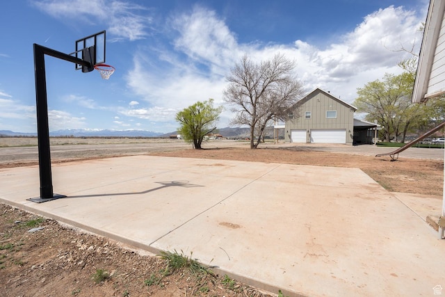 815 S Annabella Rd, Richfield, UT 84701 - view of basketball court featuring community basketball court