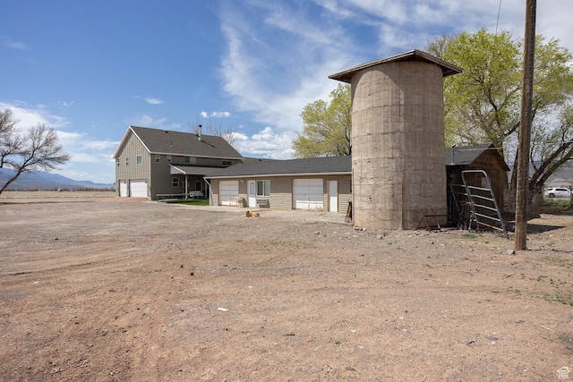 815 S Annabella Rd, Richfield, UT 84701 - back of property featuring driveway