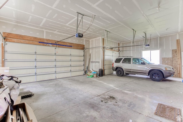 431 W 3460 N, Erda, UT 84074 - garage with a garage door opener
