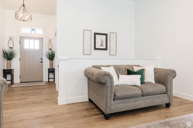 1076 E 300 S, Smithfield, UT 84335 - foyer entrance with light wood-style floors and baseboards