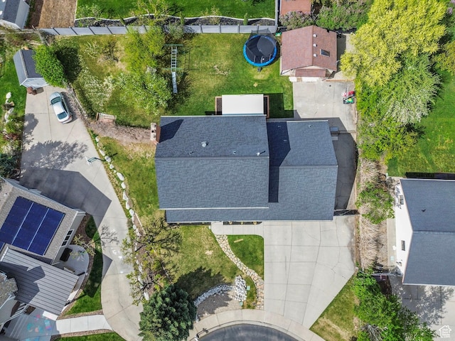 bird's eye view with a residential view