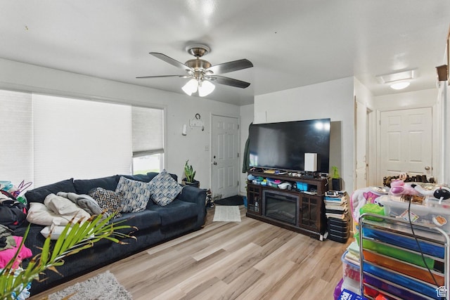 985 S 600 W, Provo, UT 84601 - living area featuring ceiling fan and light wood-style flooring