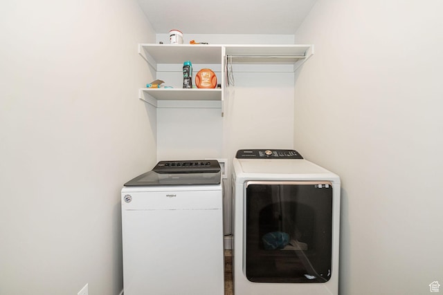 9568 N 5600 W, Elwood, UT 84337 - clothes washing area featuring washer and dryer and laundry area