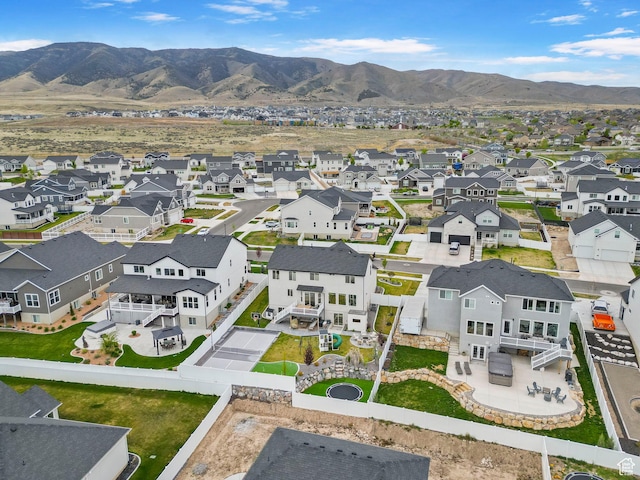 2862 S Preening Way, Saratoga Springs, UT 84045 - birds eye view of property featuring a mountain view and a residential view