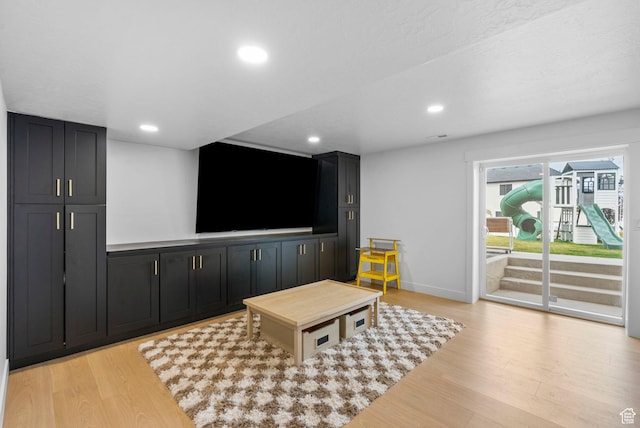 2862 S Preening Way, Saratoga Springs, UT 84045 - cinema featuring recessed lighting, light wood finished floors, and baseboards