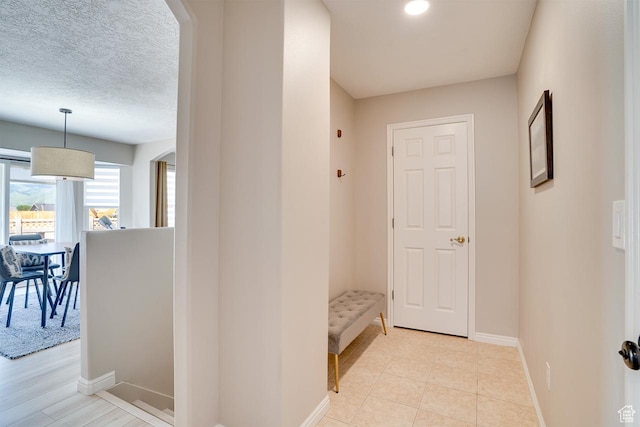 676 S 620 E, Heber City, UT 84032 - hallway featuring baseboards and arched walkways