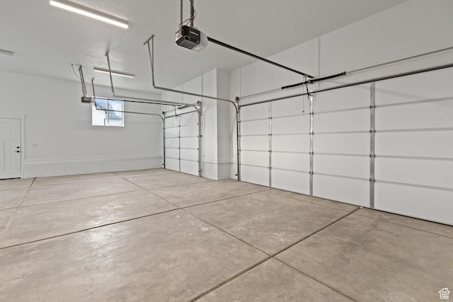 1169 N 200 E, Nephi, UT 84648 - garage featuring a garage door opener
