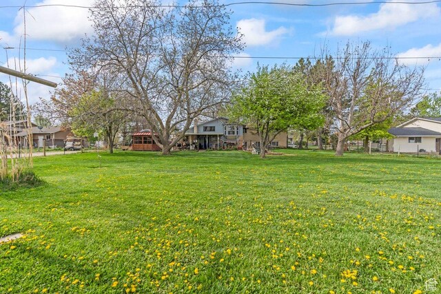 3168 W 1300 N, Clinton, UT 84015 - view of yard