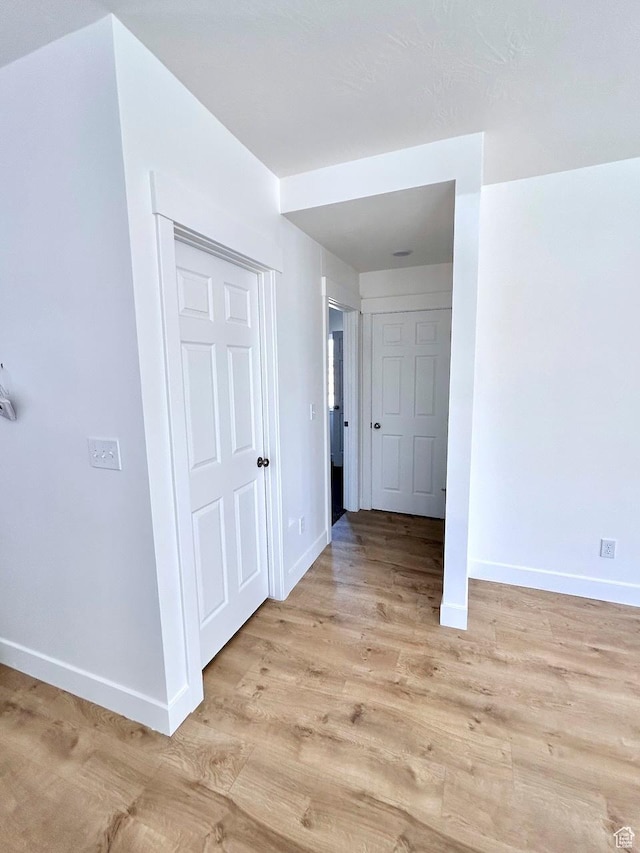 991 N 2500 W, Vernal, UT 84078 - hallway featuring light wood-style floors and baseboards