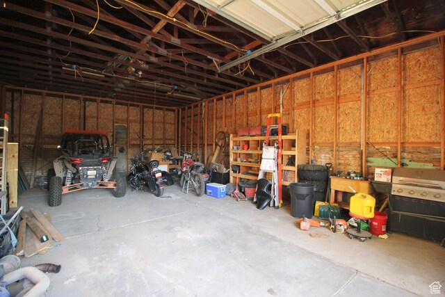 10 N 700 E, Roosevelt, UT 84066 - view of garage