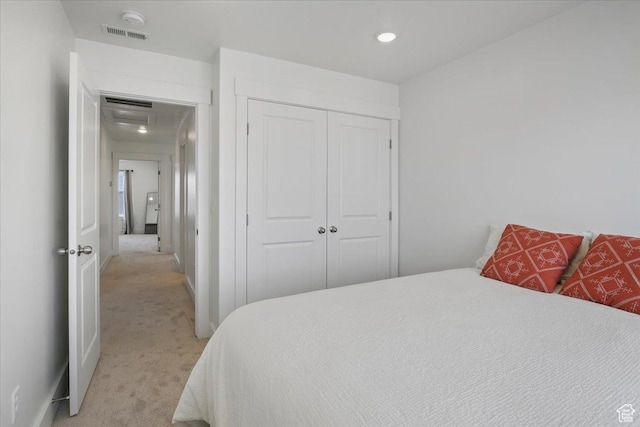 574 W 500 N, Smithfield, UT 84335 - bedroom with recessed lighting, a closet, visible vents, and light colored carpet