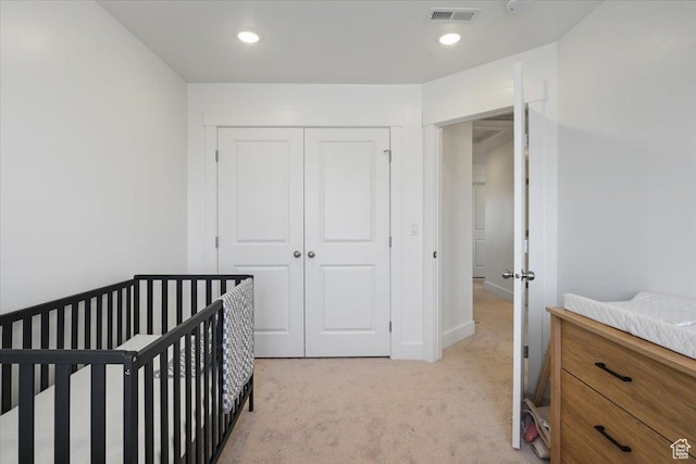 574 W 500 N, Smithfield, UT 84335 - bedroom featuring visible vents, a closet, light colored carpet, and recessed lighting