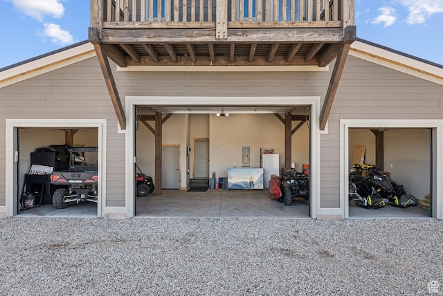 46997 W Thunder Ridge Rd, Fruitland, UT 84027 - garage with driveway and electric panel