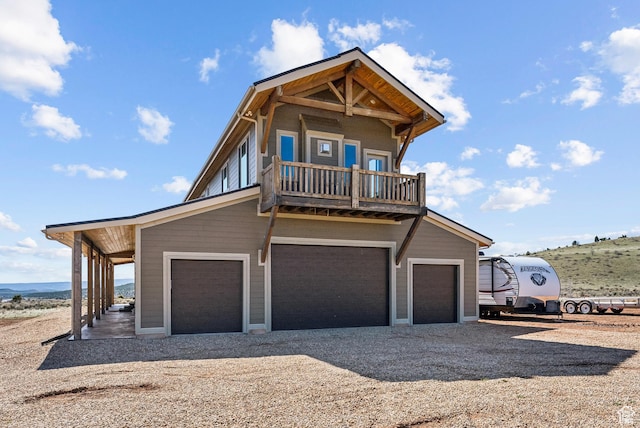 46997 W Thunder Ridge Rd, Fruitland, UT 84027 - view of front of home with dirt driveway and a balcony