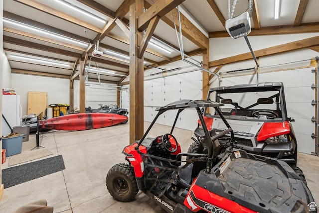 46997 W Thunder Ridge Rd, Fruitland, UT 84027 - garage featuring a garage door opener